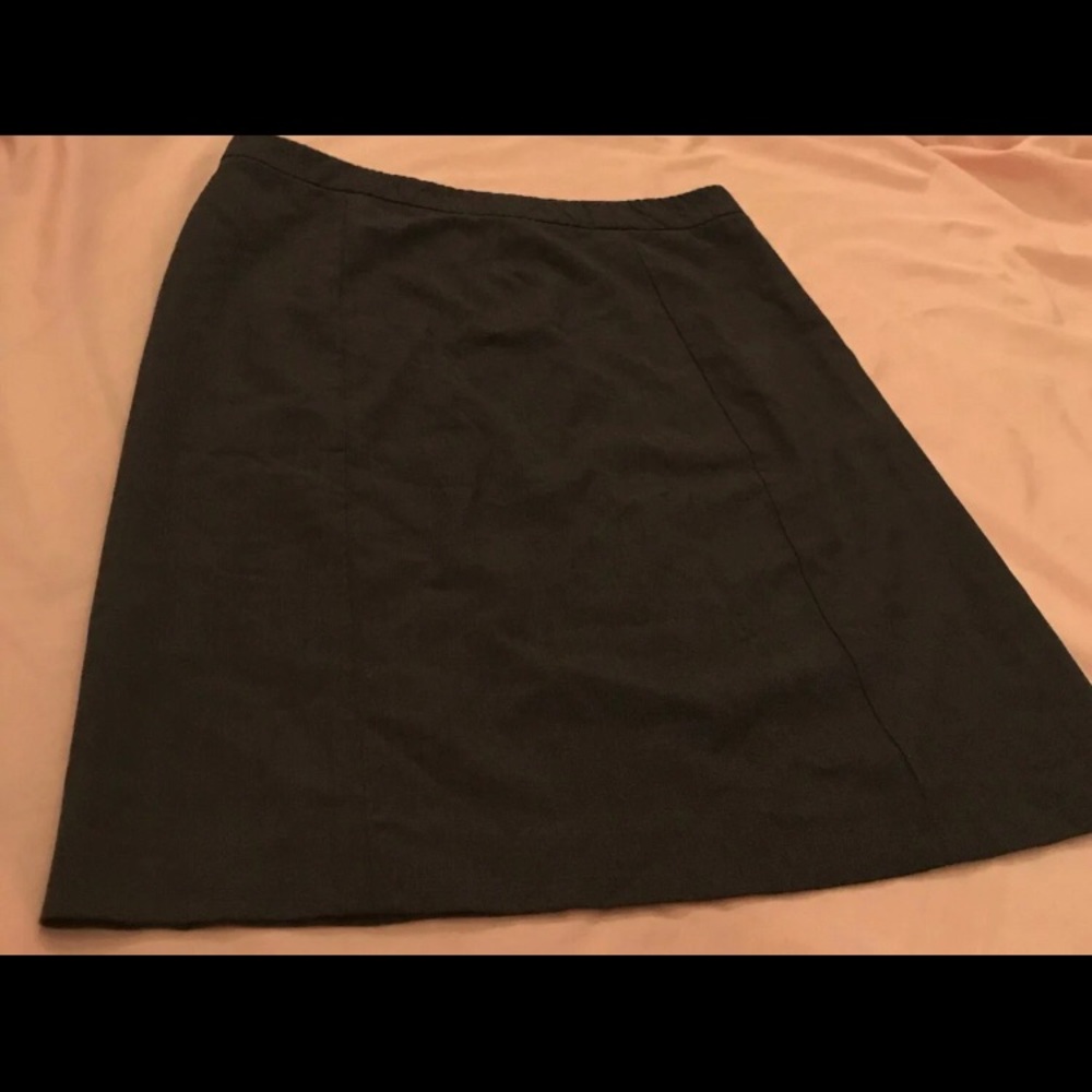 Women Grey Skirt Size Small 6
